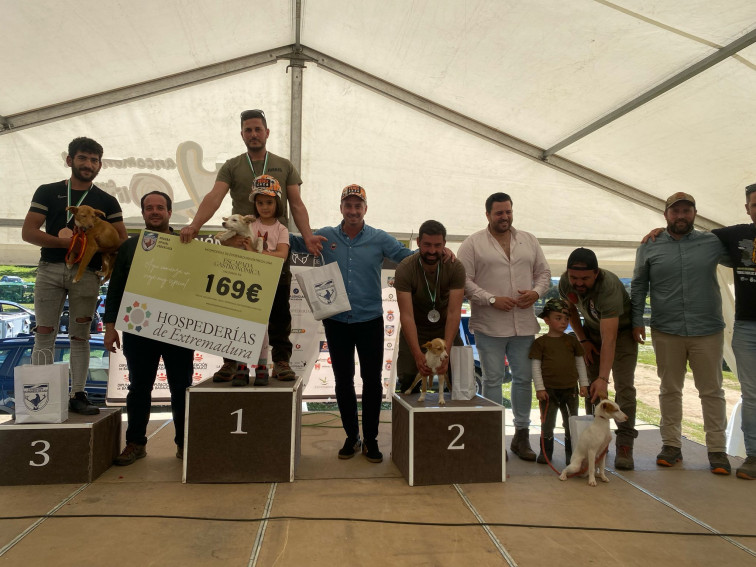 Juan José Pinilla y Mota campeones de la Copa de Extremadura de cachorros de podencos