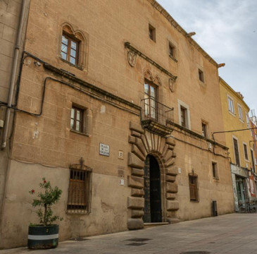Zamora guarda silencio por las víctimas del atentado de Barcelona 
