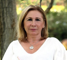 La escritora Loli Galeano presentará este viernes dos novelas en Ribera del Fresno