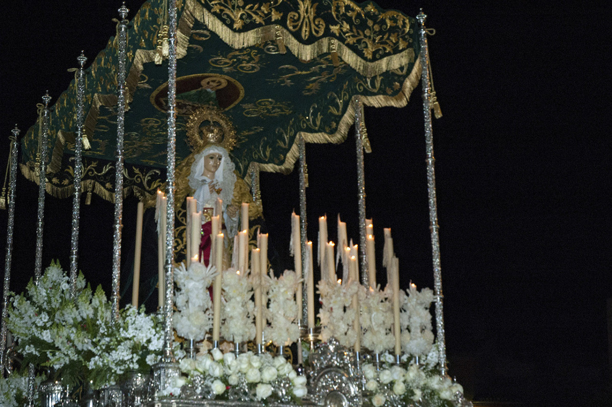 Virgen de la Esperanza Semana Santa Cáceres  Extremadura Turismo