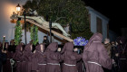 Silencio, incienso y memoria: el Cristo del Rosario volvió a procesionar en Ribera del Fresno tras más de medio siglo