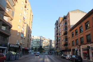 Evacuada al Hospital Universitario tras sufrir un atropello en pleno centro de Cáceres
