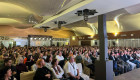 Navalmoral se rinde a la actitud positiva de Víctor Küppers en una conferencia con más de 650 personas