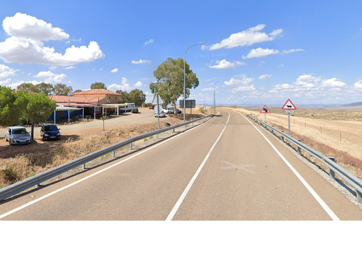 Herido hombre de 77 años en un accidente con su turismo en Zarza Capilla
