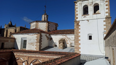 La iglesia de la Preciosa Sangre de Cáceres renovará su cubierta para corregir filtraciones