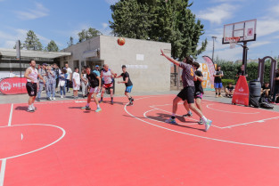 Más de 200 jugadores participarán en un torneo solidario de baloncesto 3x3 en Mérida