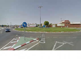 Heridos dos jóvenes de 20 años en un accidente de tráfico en Villanueva de la Serena