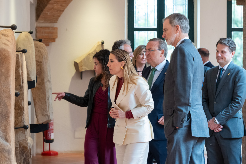 El Rey Felipe VI inaugura la nueva sala de Protohistoria del Museo Arqueológico de Badajoz