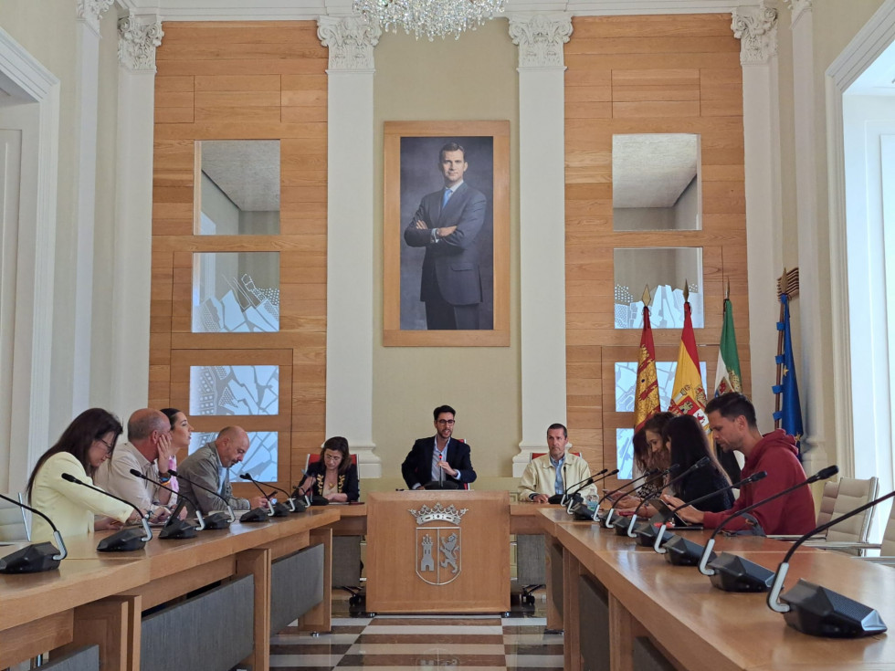 Cáceres destina 821.000 euros a los centros cívicos de Santa Lucía y el Viejo