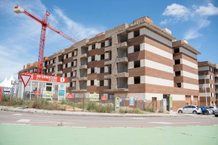El Ayuntamiento de Mérida ultima la entrega de 126 viviendas asequibles en la barriada de El Prado
