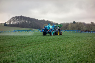 Agricultores extremeños contra los aranceles a Rusia: podría costarles más de 12,6 millones de euros