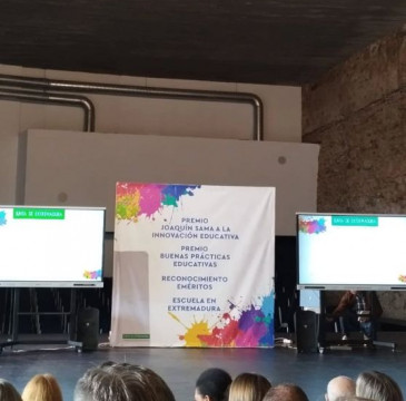 Zamora guarda silencio por las víctimas del atentado de Barcelona 