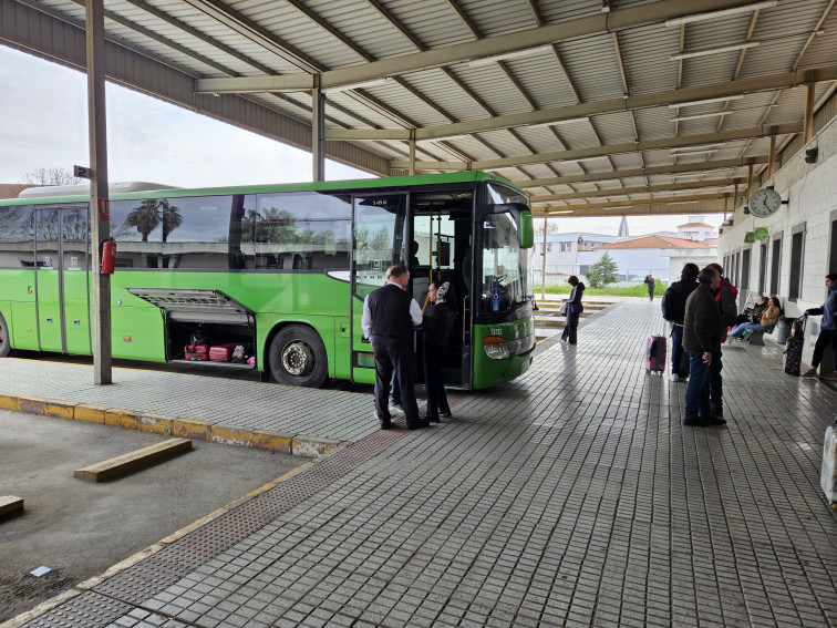 Extremadura destina 8,2 millones de euros para garantizar la gratuidad del transporte en autobús