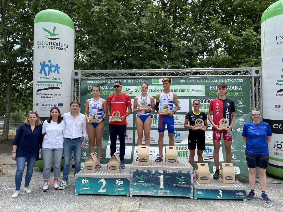 Daniel Castro y Cristina Acedo se proclaman ganadores del Triatlón Sprint “Ciudad de Coria”