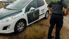 Dos heridos de 71 y 68 años de edad al caer su coche a un canal