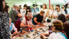 El Templo de Diana de Mérida acoge un taller de accesorios romanos