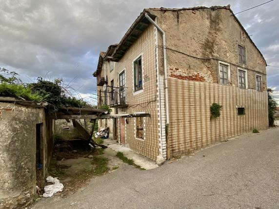Viviendas vacías y en riesgo de derrumbe, uno de los graves problemas de los pueblos extremeños