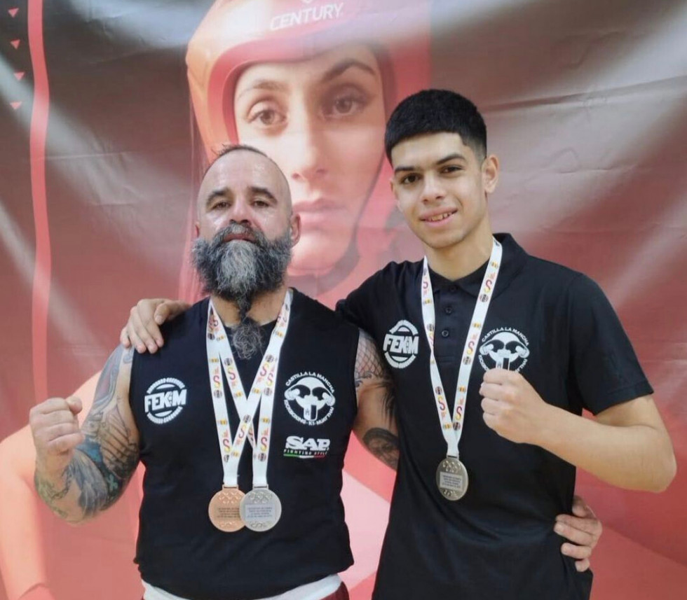 Dos platas y un bronce para el Club Parabellum de Talayuela en el Campeonato de España de Kickboxing