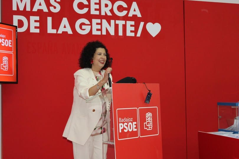 Silvia González sustituye a Ricardo Cabeza como portavoz del PSOE en Badajoz