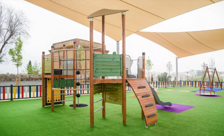 El Ayuntamiento de Mérida adjudica por 1,7 millones la construcción de seis parques infantiles
