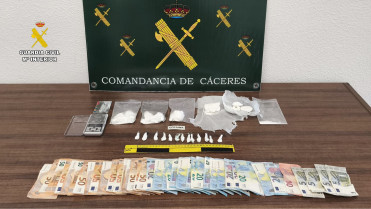 Detienen a un hombre dos veces en doce días por traficar con drogas en Alcántara