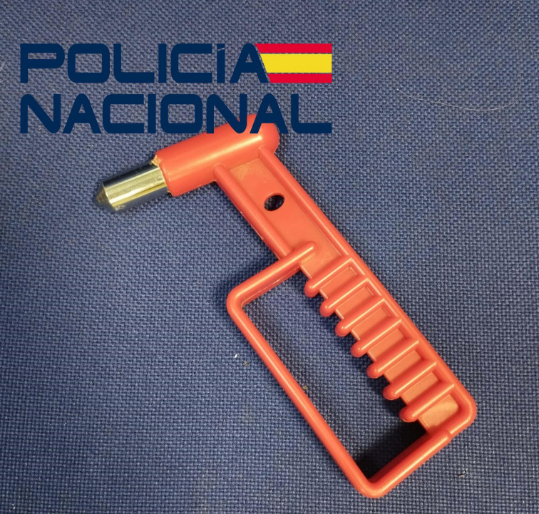 Detenido en Badajoz por robar en el interior de cinco vehículos