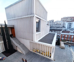 El Museo Helga de Alvear celebra su V aniversario con Thomas Hirschhorn