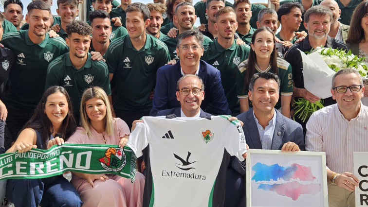 El ayuntamiento aprueba una ayuda de 200.000 euros al CP Cacereño para mejorar el estadio