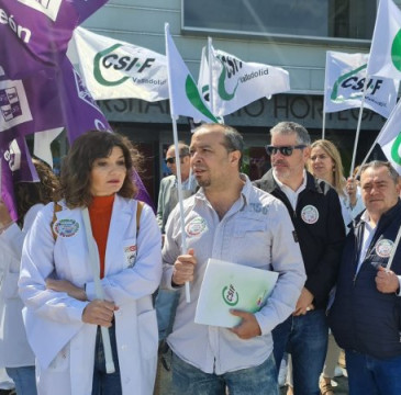 Zamora guarda silencio por las víctimas del atentado de Barcelona 