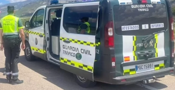 Un hombre de 63 años en estado crítico tras sufrir un accidente de moto