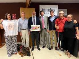 Las personas con sordoceguera de Extremadura reclaman su lugar en la sociedad