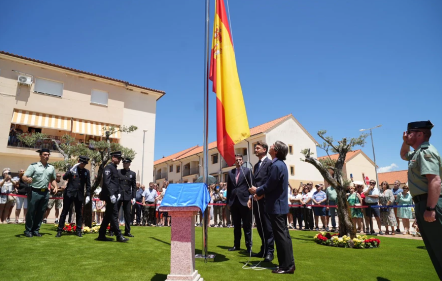 Navalmoral acogerá una Jura de Bandera para personal civil el 18 de octubre