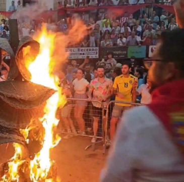 Zamora guarda silencio por las víctimas del atentado de Barcelona 