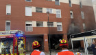 Un aparatoso incendio en un bar de Badajoz moviliza bomberos y sanitarios