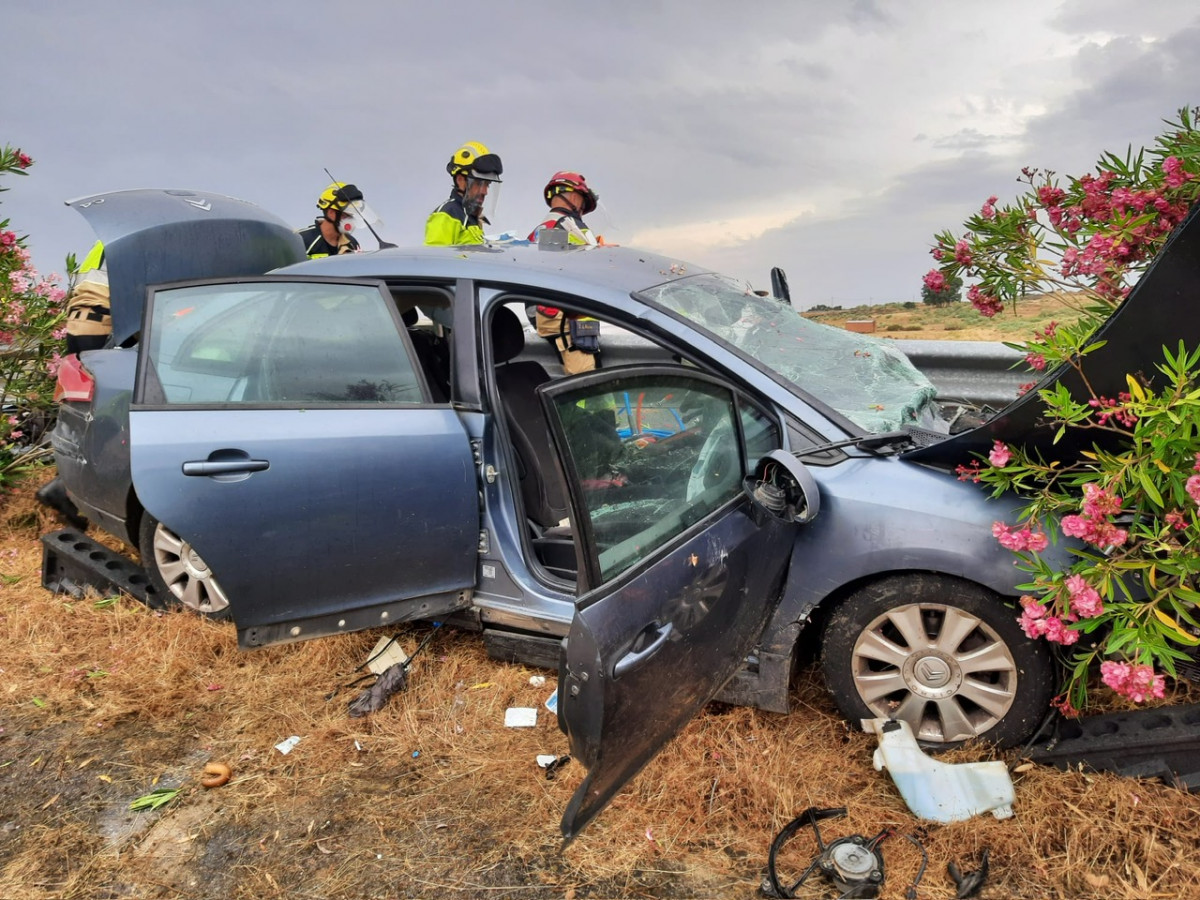 Imagen del accidente en la EX A1 entre Coria y Moraleja (2)