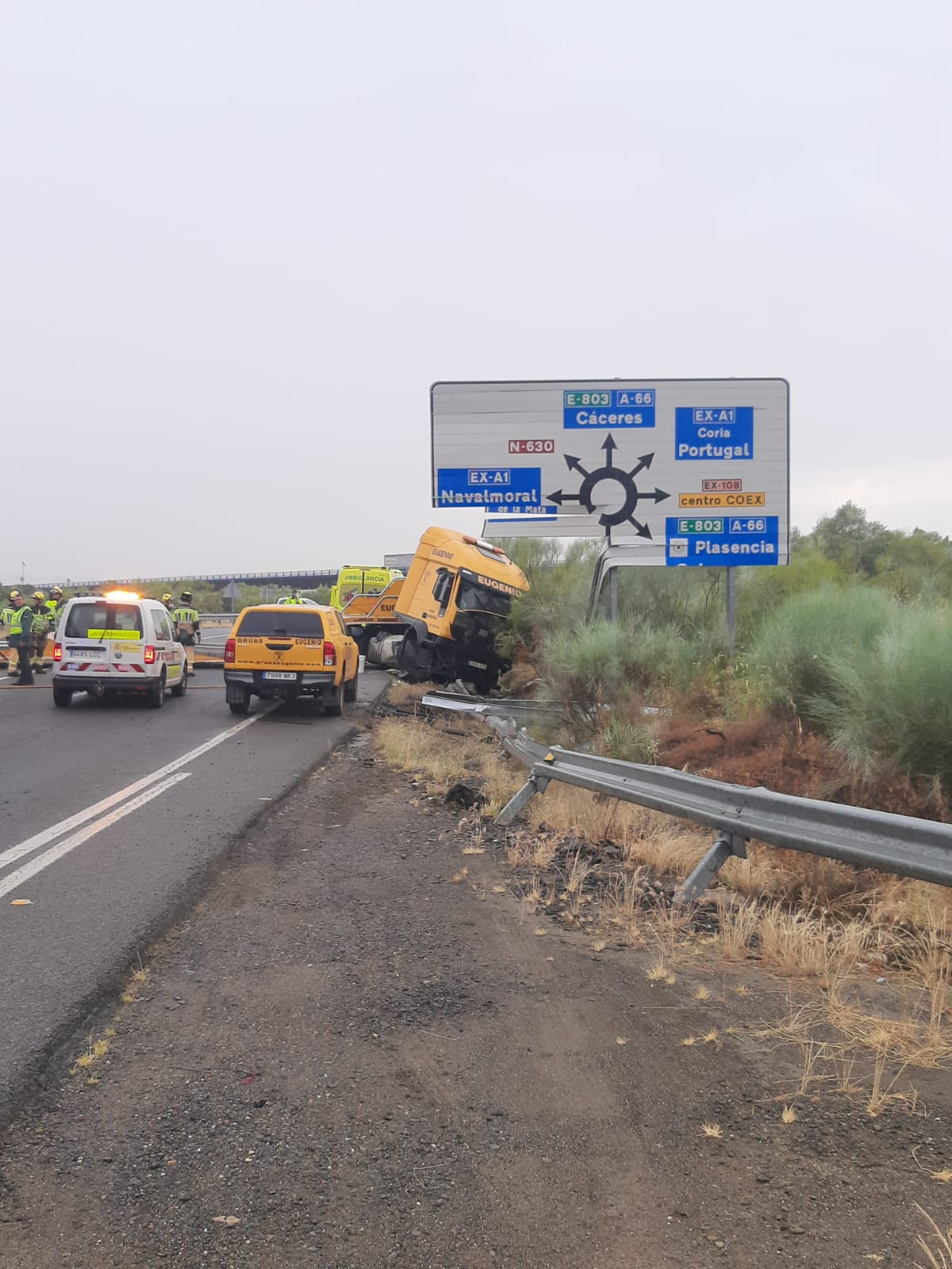 Accidente de un camión en la N 630