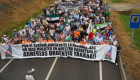 Más de un millar de personas se concentran para exigir la conversión de la N-430 en autovía
