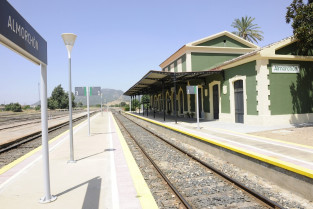 Adif adjudica por 6,7 millones las mejoras en cuatro estaciones del corredor Mérida-Puertollano