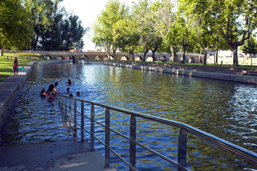 La piscina natural de Moraleja abre oficialmente con aguas de calidad casi excelente