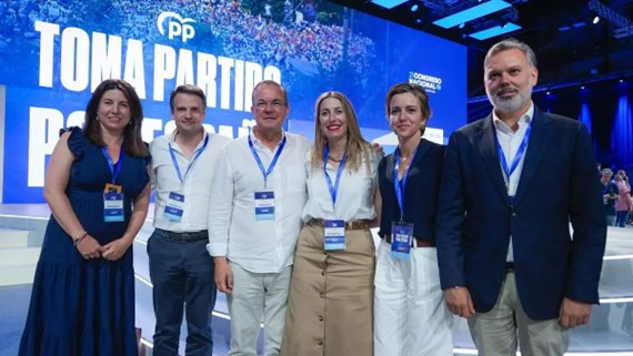 Cuatro extremeños en la cúpula del Partido Popular de Feijóo