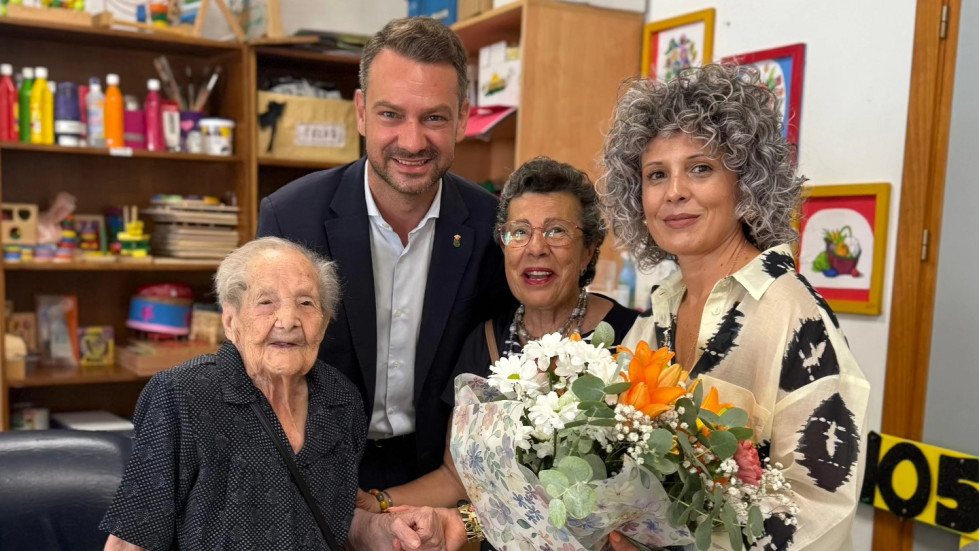 Jaraíz de la Vera celebra el 105 cumpleaños de una de sus vecinas
