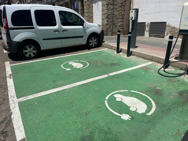 Coria incorpora seis nuevos puntos de recarga de vehículos eléctricos