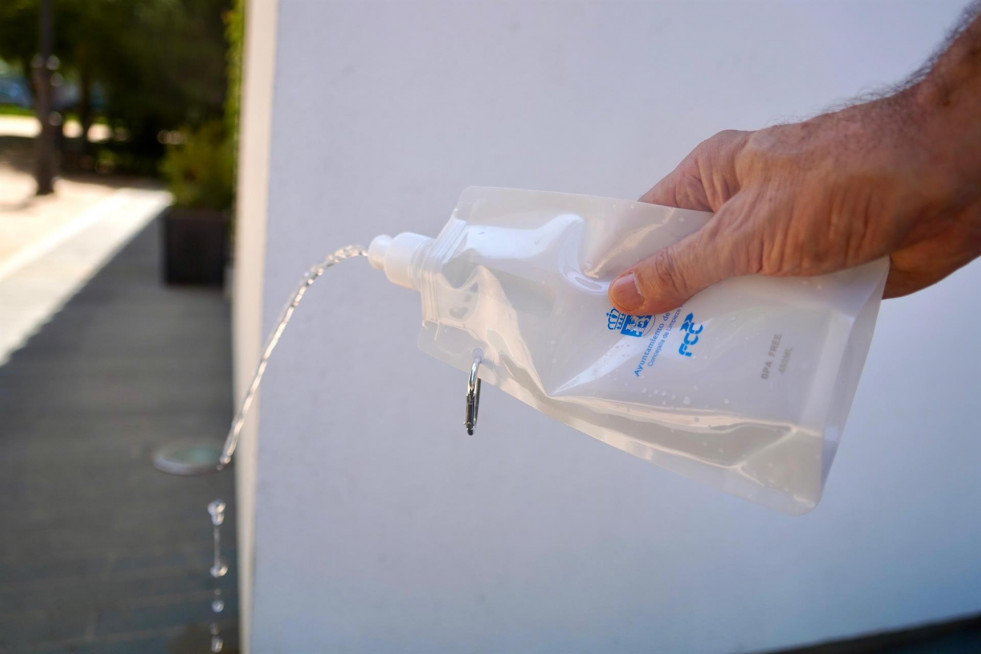 Badajoz lanza una campaña para combatir los excrementos caninos en la vía pública