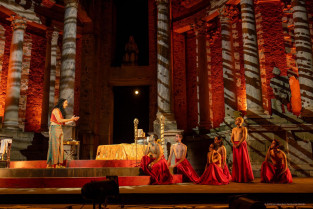 El Festival de Teatro de Mérida explora el lado más íntimo de Alejandro Magno