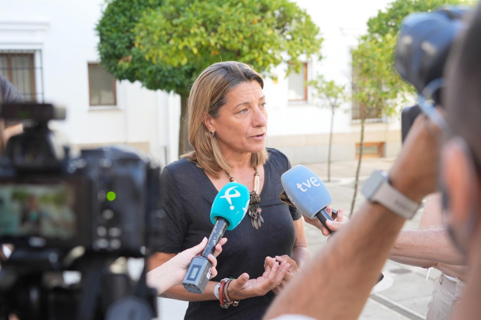 La Comisión del Regadío de Tierra de Barros denuncia la negativa de altos cargos del Ministerio a comparecer