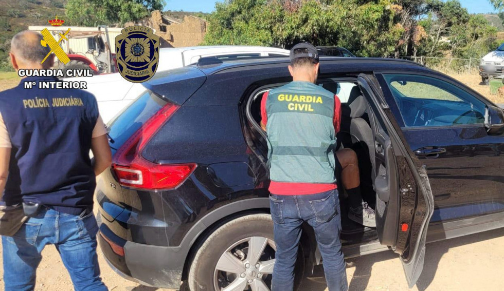 Detenido un preso fugado que difundía amenazas y enseñaba a fabricar explosivos