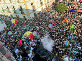 Miles de personas abarrotan Moraleja en el arranque de San Buenaventura