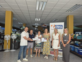 Idea Olivera gana el pimer premio del Concurso de Escaparates de San Buenaventura en Moraleja