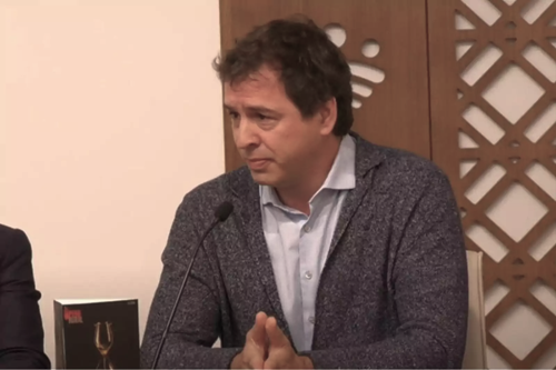 El hermano de Sánchez se traslada un año a Japón en plena causa judicial en España