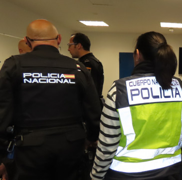 Zamora guarda silencio por las víctimas del atentado de Barcelona 
